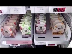 Bevroren automaten die vlees en roomijs met een betalingssysteem zonder contact verkopen op Singapore