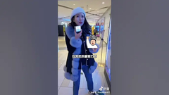 Cosmetische producten vending machine~ Verhoog uw verkoop met een slimme vending machine.