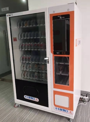 De aangepaste de Snack en de Drankautomaten van touch screeninternet van de Stickeromslag voor de markt van Pakistan